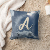 モノグラムフォトライトブルー曇り空とサンドッグ クッション (ブランケット)