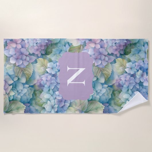 モノグラムフローラアジサイパーソナライズされたパープル ビーチタオル (正面)