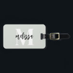 モノグラムブラシスクリプトセージグリーン ラゲッジタグ<br><div class="desc">書モダン跡。</div>