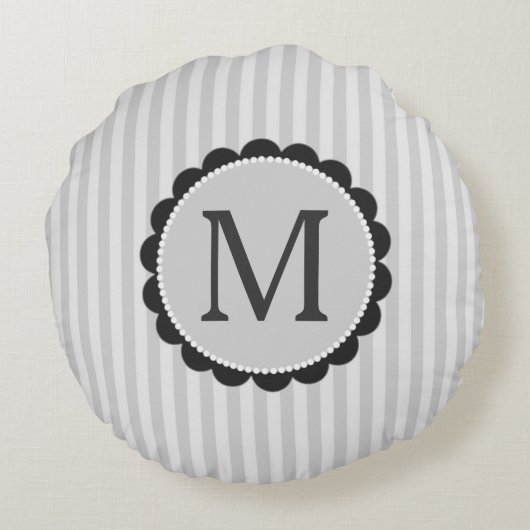 モノグラムブラックグレー白うろこストライプ型 ラウンドクッション (裏面)