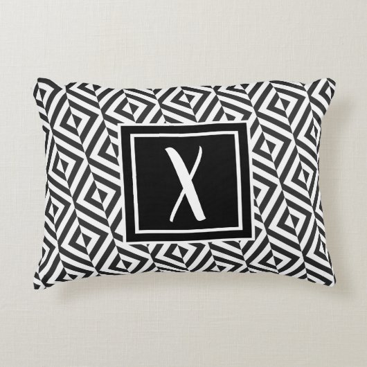 モノグラムブラック&ホワイトダイヤモンドパターン アクセントクッション (正面)