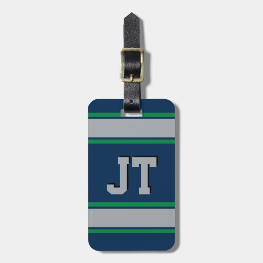 モノグラムブルーとグリーンスポーツストライプズ ラゲッジタグ (正面縦)