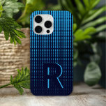 モノグラムブルーハーフトーンモダンイニシャルパーソナライズされた iPhone 15 PRO MAXケース<br><div class="desc">モノグラム青ハーフトーモダンンパーソナライズされたイニシャルiPhoneケースはシンプル、スクリプトタイポグラフィの下にモノグラムを含むモダン青ハーフトーモダンンドパターンを備えている。クリスマス、誕生日、父の日などへの贈り物として完璧。©2024 Evco Studioによる設計： www.zazzle.com/store/evcostudio</div>