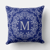 モノグラムブルー&シルバーフィリグラーモチーフ装飾用クッション クッション (裏面)