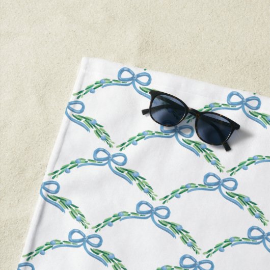 モノグラムプリント沿岸コケッティーブルーボウ ビーチタオル (インサイチュ)