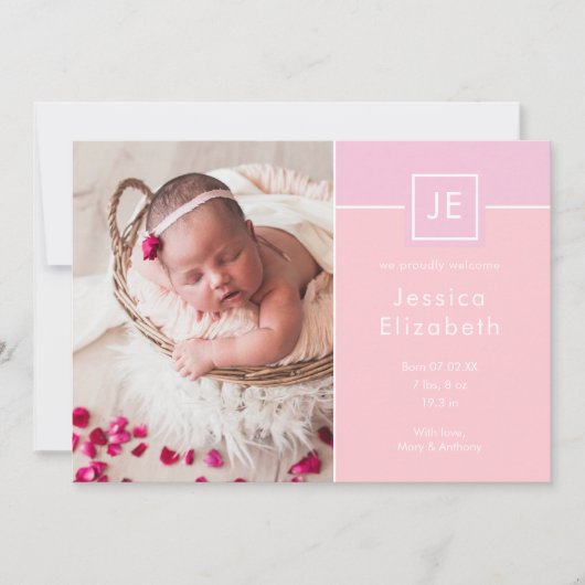 モノグラムベビーガール写真ピンクモダン誕生 案内状 (正面)