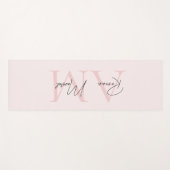 「モノグラムミニマルパステルパーソナライズされたピンク ヨガマット (正面(横))