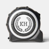 モノグラムミニマル、ダークグレーローレルリース メジャー (正面)