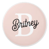 モノグラムモダンとネームPastelピンク セラミックノブ (正面)