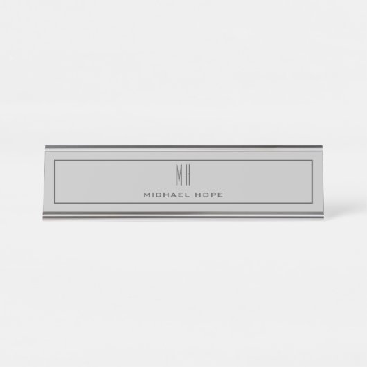 モノグラムモダンイニシャルプロフェッショナルプレーンシンプル デスクネームプレート (正面)