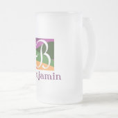 モノグラムモダンイニシャル文字パープル フロストグラスビールジョッキ (正面右)