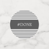 モノグラムモダンシルバーグレー卒業パーティー コンフェッティ (スモール正面)