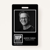 モノグラムモダンスクエアロゴ白黒写真 バッジ (正面)