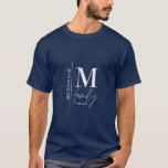 モノグラムモダンファミリー海軍グレイスタイリッシュマッチング Tシャツ<br><div class="desc">モノグラムモダンファミリー海軍グレイスタイリッシュに一致する家族のギフト。家族の懇親会、休暇、誕生日、クリスマスパーティーに最適。</div>