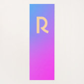 モノグラムモダンブルー熱ピンクのグラデーション ヨガマット (裏面)