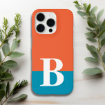 モノグラムモノグラムのシンプルオモダンレンジブルー iPhone 16 PROケース<br><div class="desc">モノグラムモノグラムのシンプルモダンオレンジブルー電話16 Proケースは、オレンジと青の色のブロックの背景にパーソナライズされたあなたのイニシャルを備えている。表示された文字・ボックスで文字を編集してパーソナライズフォントとフォントの色は、パーソナライズによって変更することができる。誕生日、クリスマス、父の日、母の日、休日など、彼または彼女のための贈り物として完璧。Evco Studio www.zazzle.com/store/evcostudioによって作成</div>