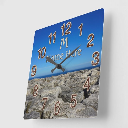 モノグラムレイパーソナライズされたクハウスウォールデコークロックズ スクエア壁時計 (傾斜)