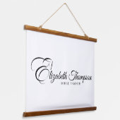 モノグラムレターEホース 吊り下げ型タペストリー (傾斜あり)