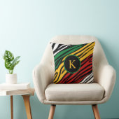 モノグラムレッドグリーンイエローブラック履歴月 クッション (椅子)