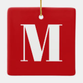 モノグラムレッド白カスタムイニシャルクリスマス セラミックオーナメント (裏面)