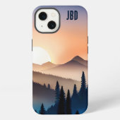 モノグラム付きの山の日の出 iPhoneケース (裏面)