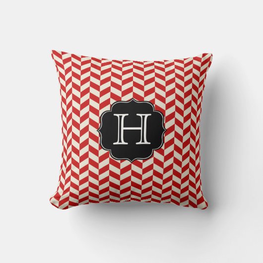 モノグラム付き赤ヘリンボーンシェブロンパターン クッション (正面)