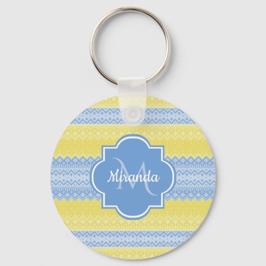 モノグラム付き黄色とライトブルーのニットパターン キーホルダー (正面)