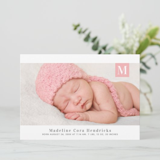 モノグラム伝統的ガール写真誕生のお知らせ 招待状 (スタンド正面)