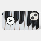 モノグラム入りのアップクローズピアノ鍵盤 iPhoneケース (裏面横)