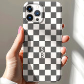 モノグラム入りグレーとホワイトの市松模様 Case-Mate iPhoneケース