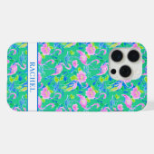 モノグラム入りピンクフラミンゴ iPhoneケース (裏面横)