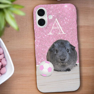 モノグラム入りモルモット ピンクサッカーボール ローズゴールド iPhone 16 PLUSケース