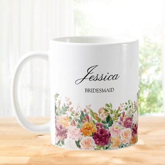 モノグラム入り優雅な水彩バラの花のブライズメイド コーヒーマグカップ