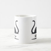 モノグラム入り横たわる黒猫 コーヒーマグカップ (中央)