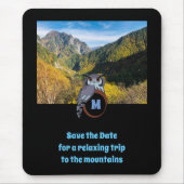 モノグラム卵の写真に営巣する不機嫌なフクロウ マウスパッド (正面)