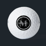 モノグラム名シンプルレタリング白黒 ゴルフボール<br><div class="desc">彼に自分のゴルフボールセットをパーソナライズされた印象付ける。このテンプレートを使ってギフトの種類を作成する。彼与えは忘れられない贈り物だ。</div>