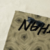 モノグラム名ブラックとベージュのパターン | ビーチタオル (インサイチュ)