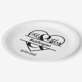 モノグラム名日付結婚ハート ペーパープレート (アングル)