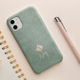 モノグラム文字とスクリプト名セージ革 iPhone 16ケース