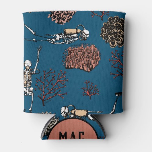 モノグラム水中骨格スキューバダイバーズ&サンゴ 缶クーラー (正面)