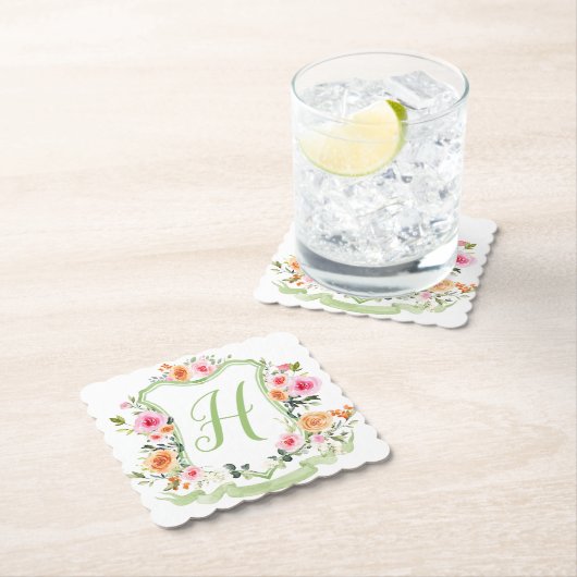 モノグラム水彩フローラクレスト、ピンクグリーン ペーパーコースター (インサイチュ)
