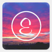 モノグラム熱ピンクブルーの夕焼けモダン写真 スクエアシール (正面)