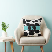 モノグラム牛プリントとティール(緑がかった色)アクセント枕 クッション (椅子)