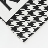モノグラム白黒パテ千鳥格子のトロン フリースブランケット (角)