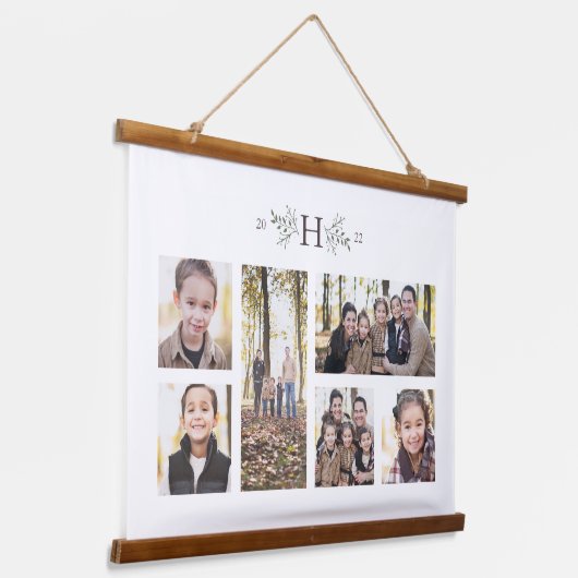 モノグラム素朴6枚の写真家 吊り下げ型タペストリー (傾斜あり)