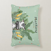 モノグラム誕生日ゼブラとジャングルl子供部屋グリーン アクセントクッション (正面(垂直))