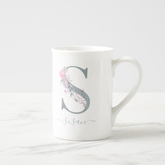 モノグラム赤面ピンクウォーター色フローラ文字S ボーンチャイナマグカップ (右)