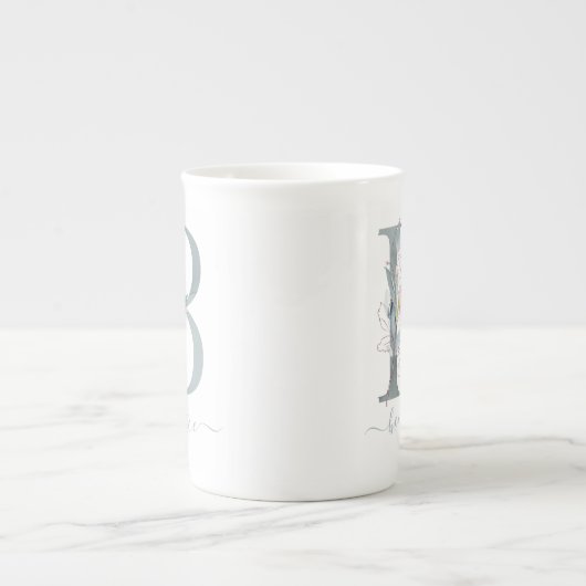 モノグラム赤面ピンク水彩フローラ文字B ボーンチャイナマグカップ (正面)