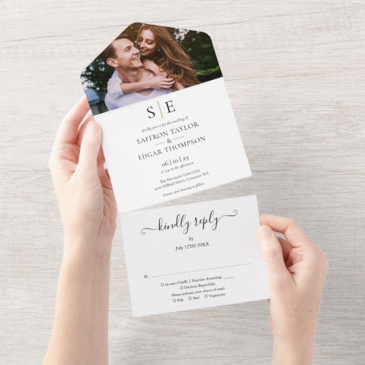 モノグラム金ゴールドとブラックフォト結婚ズ オールインワン招待状 (貼ってはがせる)