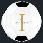 モノグラム金ゴールドグレーのスクリプト名モダン サッカーボール<br><div class="desc">金ゴールドグレーモノグラムモダンスクリプト名タイポグラフィあなたの名前とイニシャルで簡単に編集することができクリックます"パーソナライズ"ボタン。「this」リンクを選択すると、文字と背景の色カスタマイズを完全に変更する。</div>